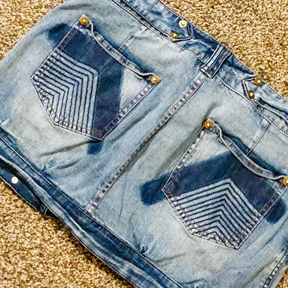 EUC Armani Exchange Denim Mini Skirt w/ Attached Belt - Picture 11 of 16